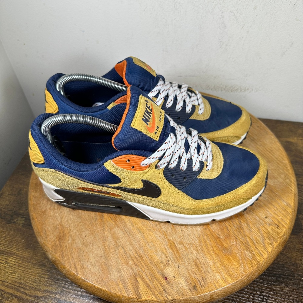 Nike Air Max 90 SE Sesame University Gold Black DZ5175-200 Mens 9 Running Shoes